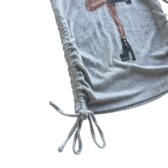 Love and Lace Gray Sweater with Fashion Graphic - Picture 8 of 16